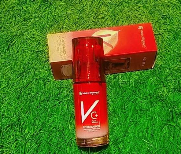 FT MAGIC BLOSSOM 01 IVORY FOUNDATION 50ML.