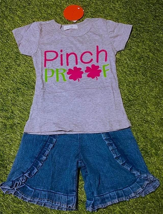 BRANDED T-SHIRT AND SHORT FOR GIRL'S
