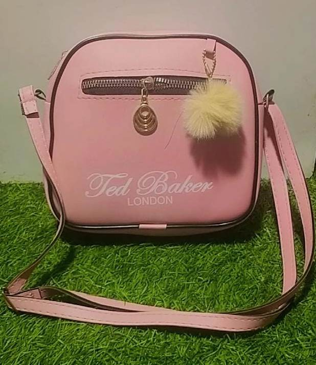 PRIMIUM SLING BAG FOR WOMEN