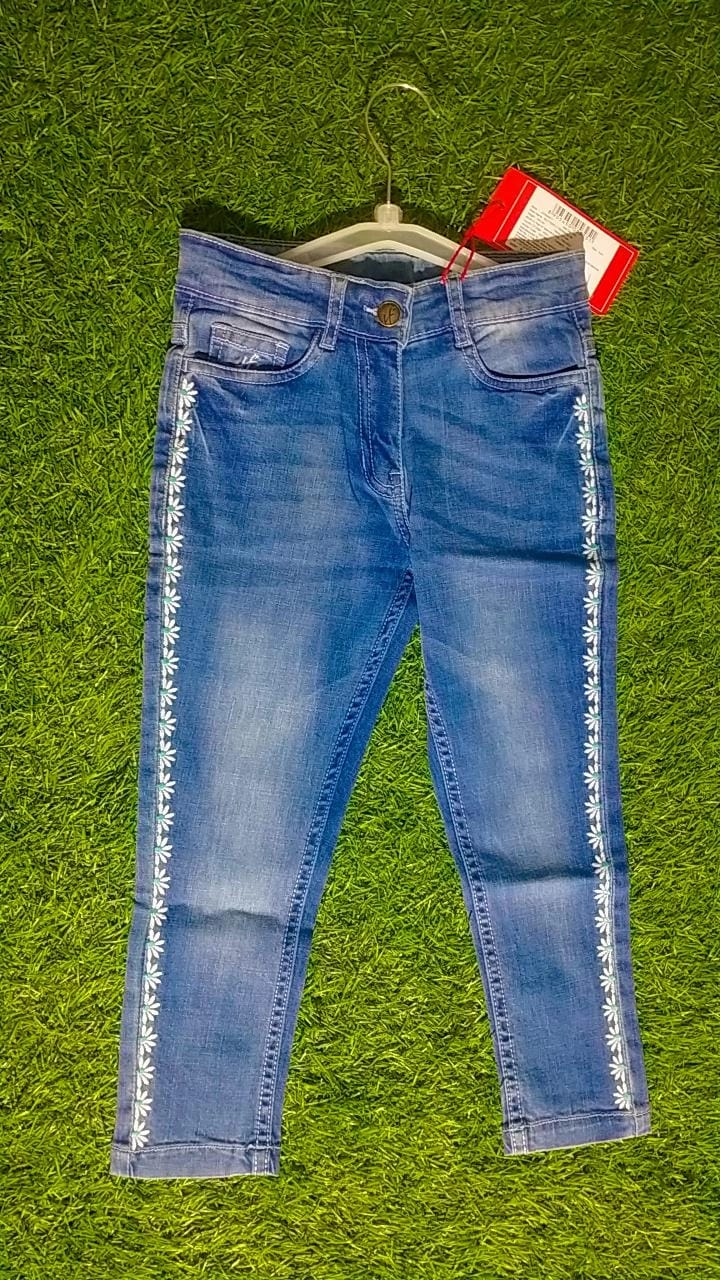 BRANDED JEANS FOR GIRL'S