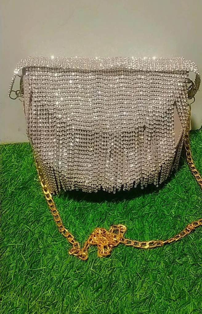PRIMIUM PARTY WEAR HANDPURSE FOR WOMEN