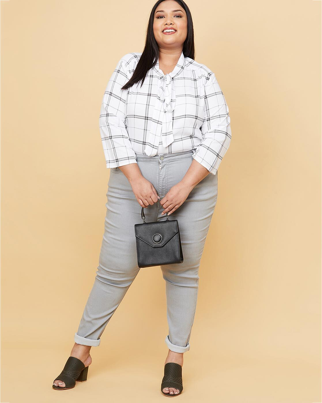 BRANDED TOP FOR WOMEN