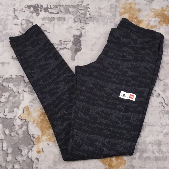 BRANDED YOGA LEGGINGS FOR WOMEN