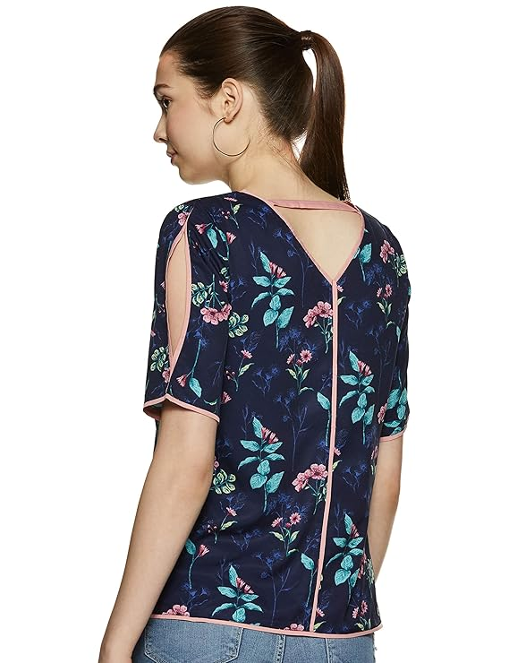 BRANDED TOP FOR WOMEN