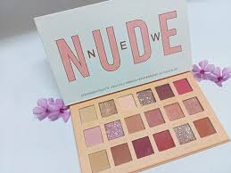 NUDE EYESHADOW PALETTE 18g.