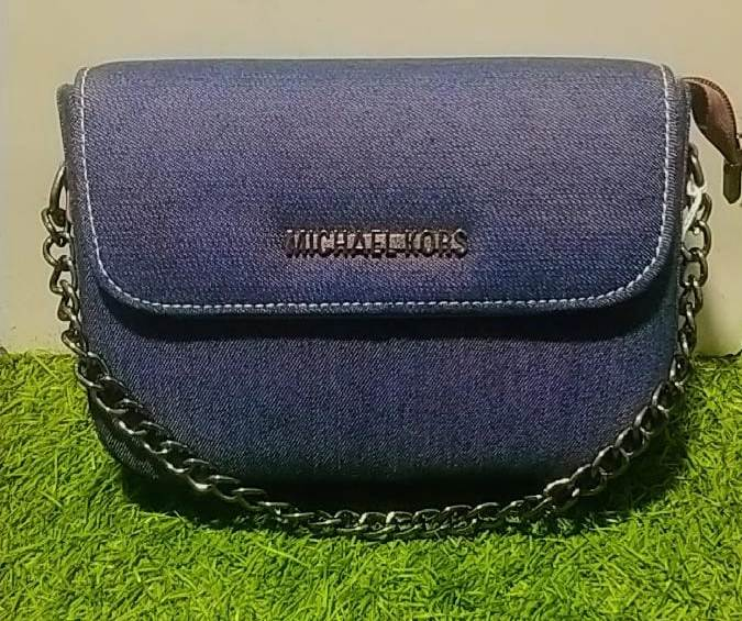 PRIMIUM DENIM SLING BAG