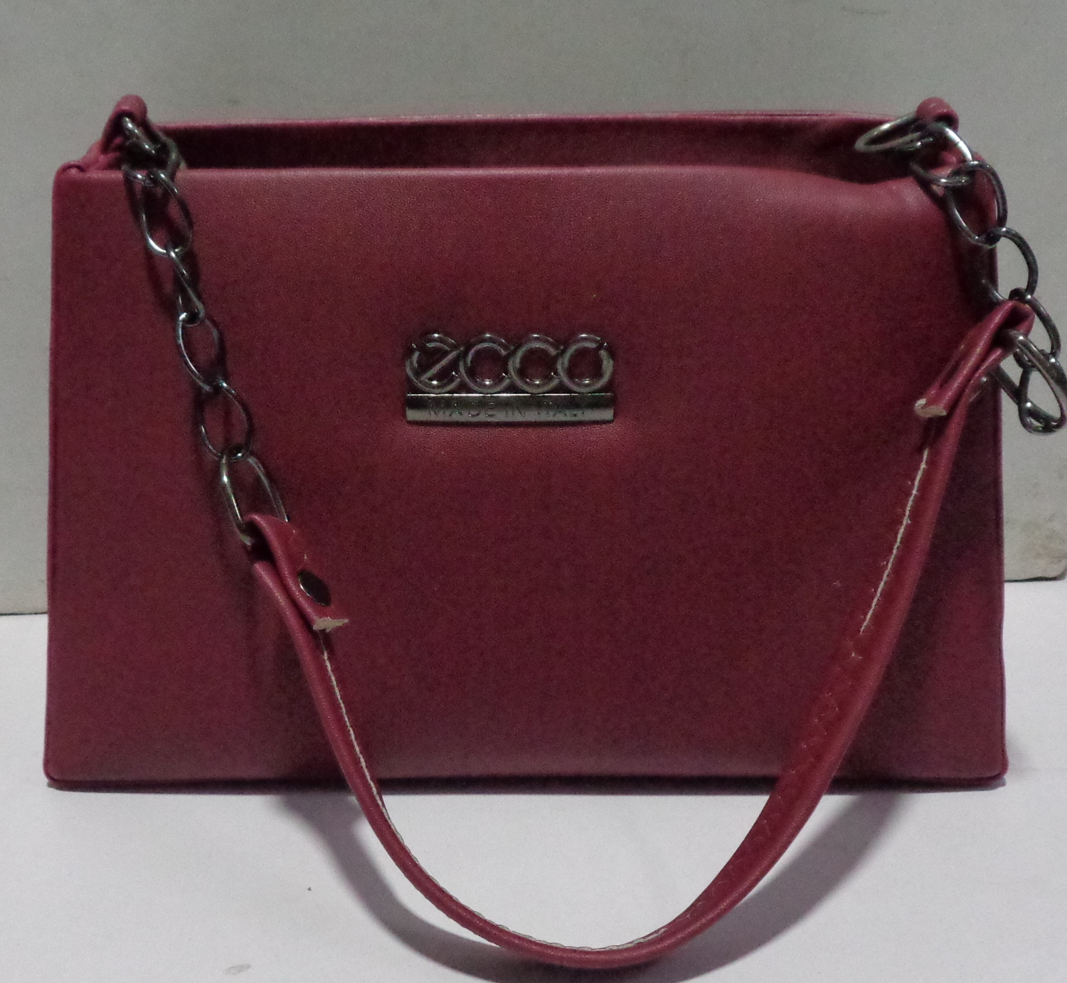 PRIMIUM SLING BAG FOR WOMEN
