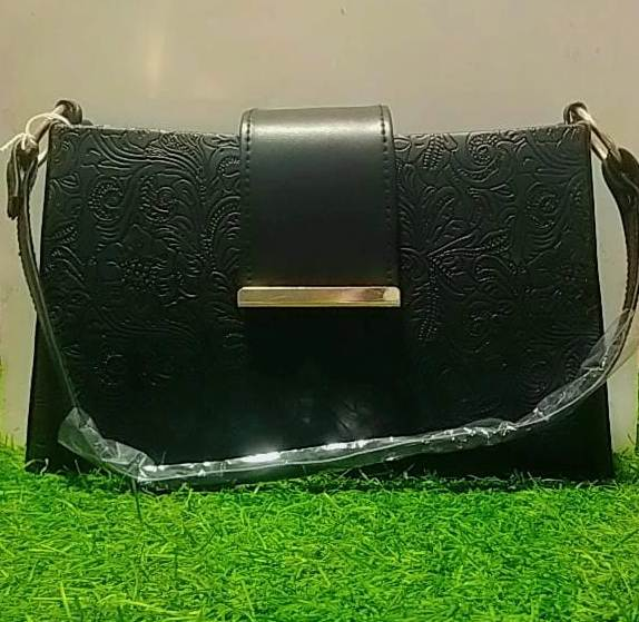 PRIMIUM LEATHER SLING BAG FOR WOMEN